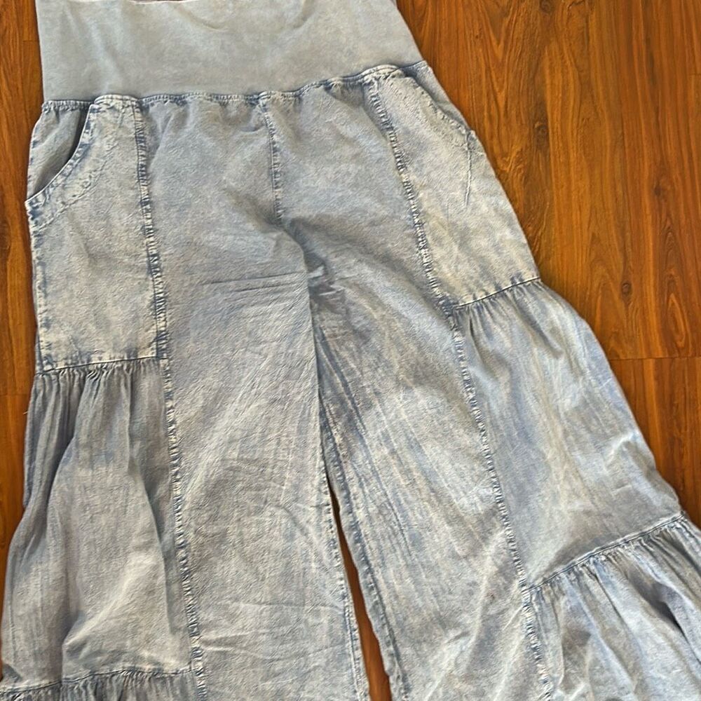 Vintage J.Crew Wide leg jeans. Size 2 - Picture 3 of 6